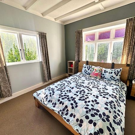Rs Two-Bedroom Apartment Palmerston North Exterior photo