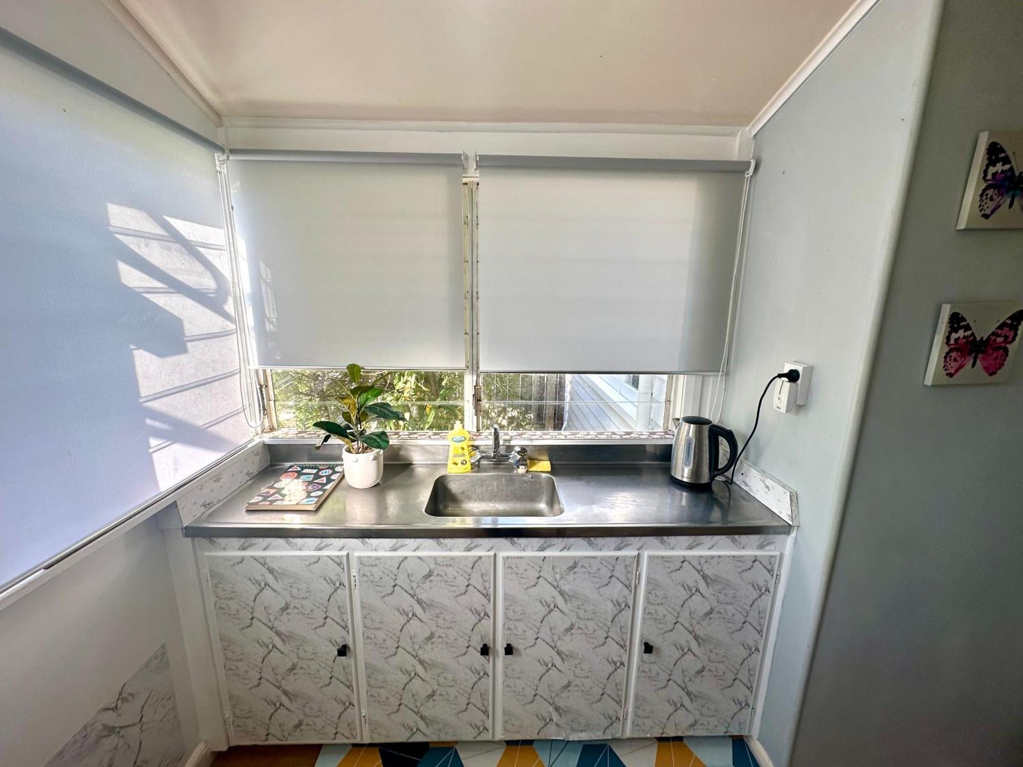 Rs Two-Bedroom Apartment Palmerston North Exterior photo